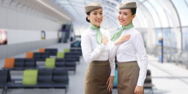 ứng viên phải đủ 18 tuổi trở lên