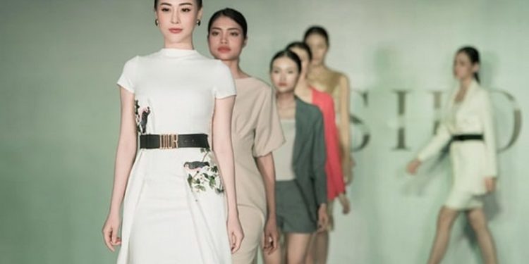 Nghề Người Mẫu