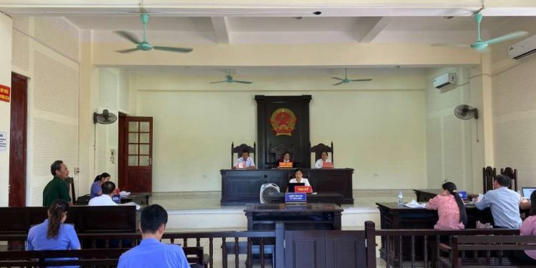 Thư ký tòa án có chức năng và nhiệm vụ như thế nào?